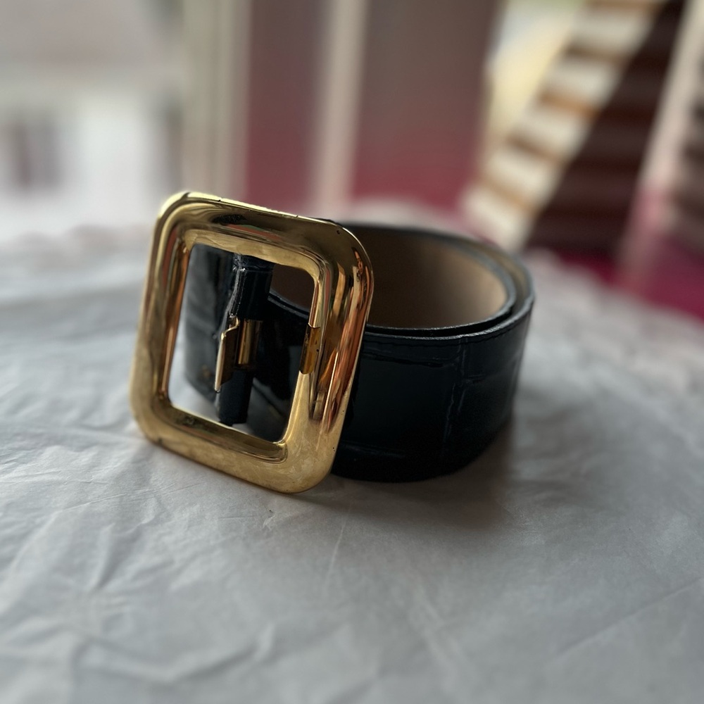 EUC VTG 80s Navy Patent Crocodile Embossed Leather Belt with oversized buckle PS